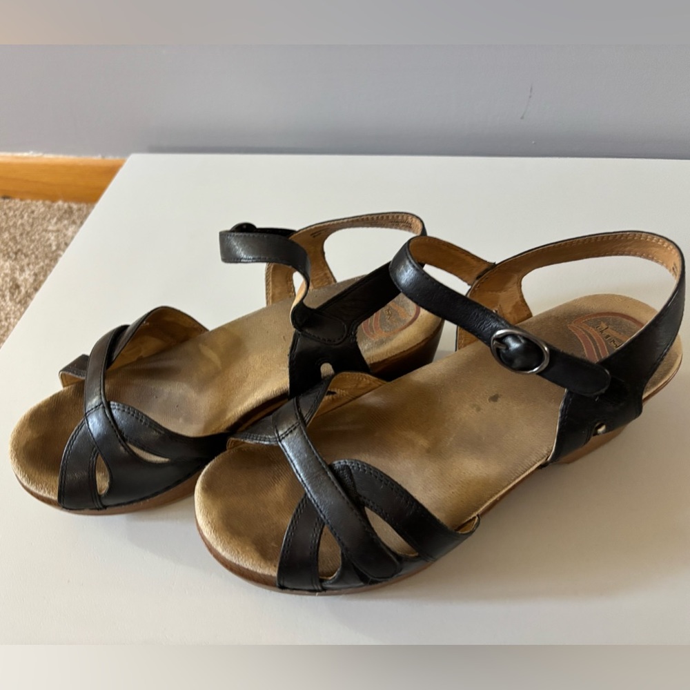 Dansko Black Full Grain Sandals (EU39)